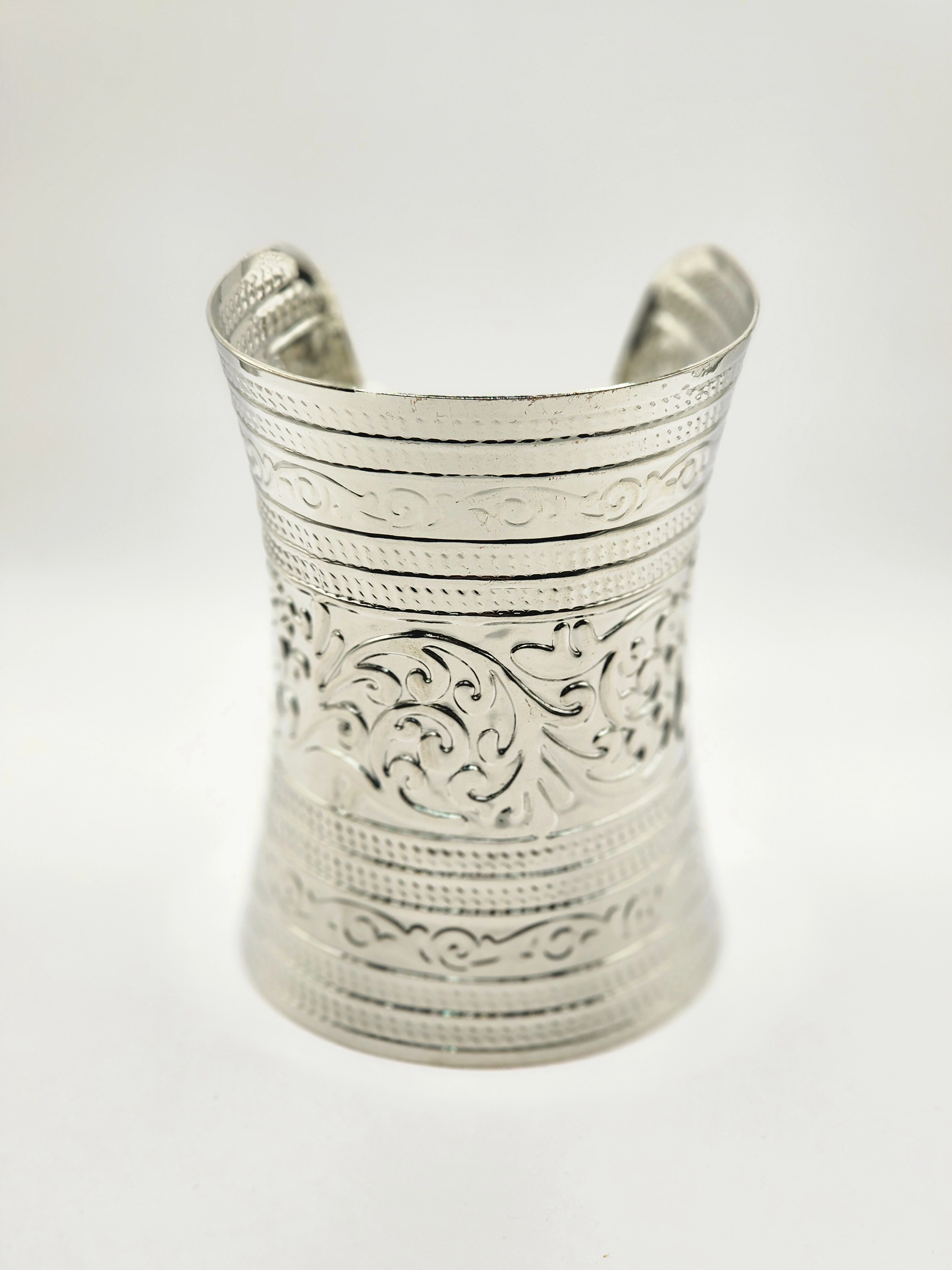 VİNTAGE ETNİK OYMALI DESEN MANŞET BİLEZİK