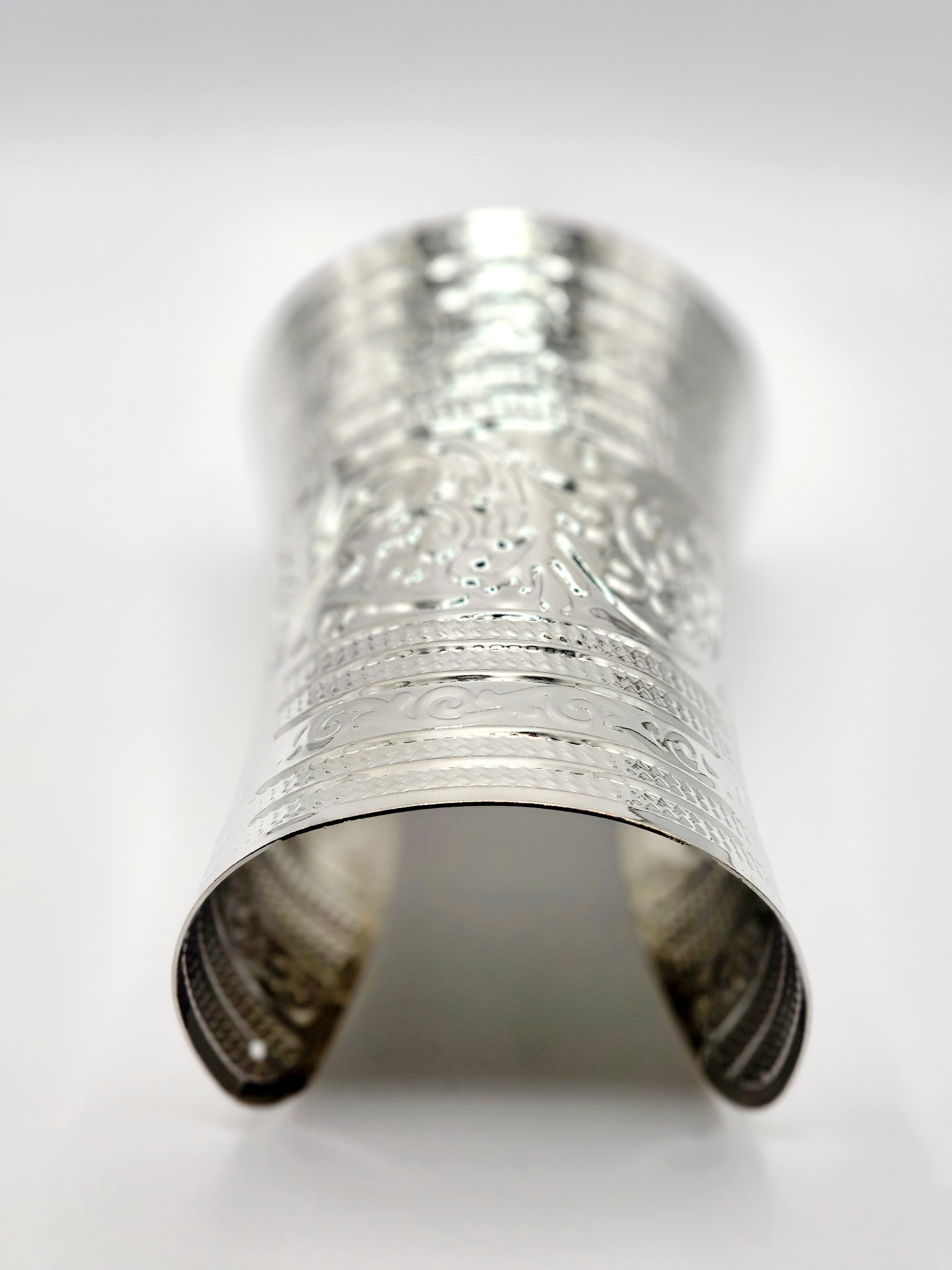 VİNTAGE ETNİK OYMALI DESEN MANŞET BİLEZİK