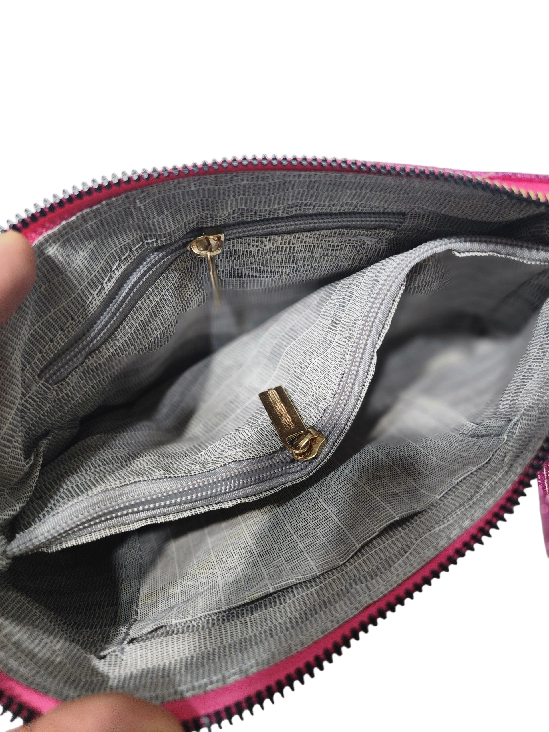 GÜNLÜK KULLANIMA UYGUN ORTA BOY KADIN EL-OMUZ ÇANTASI