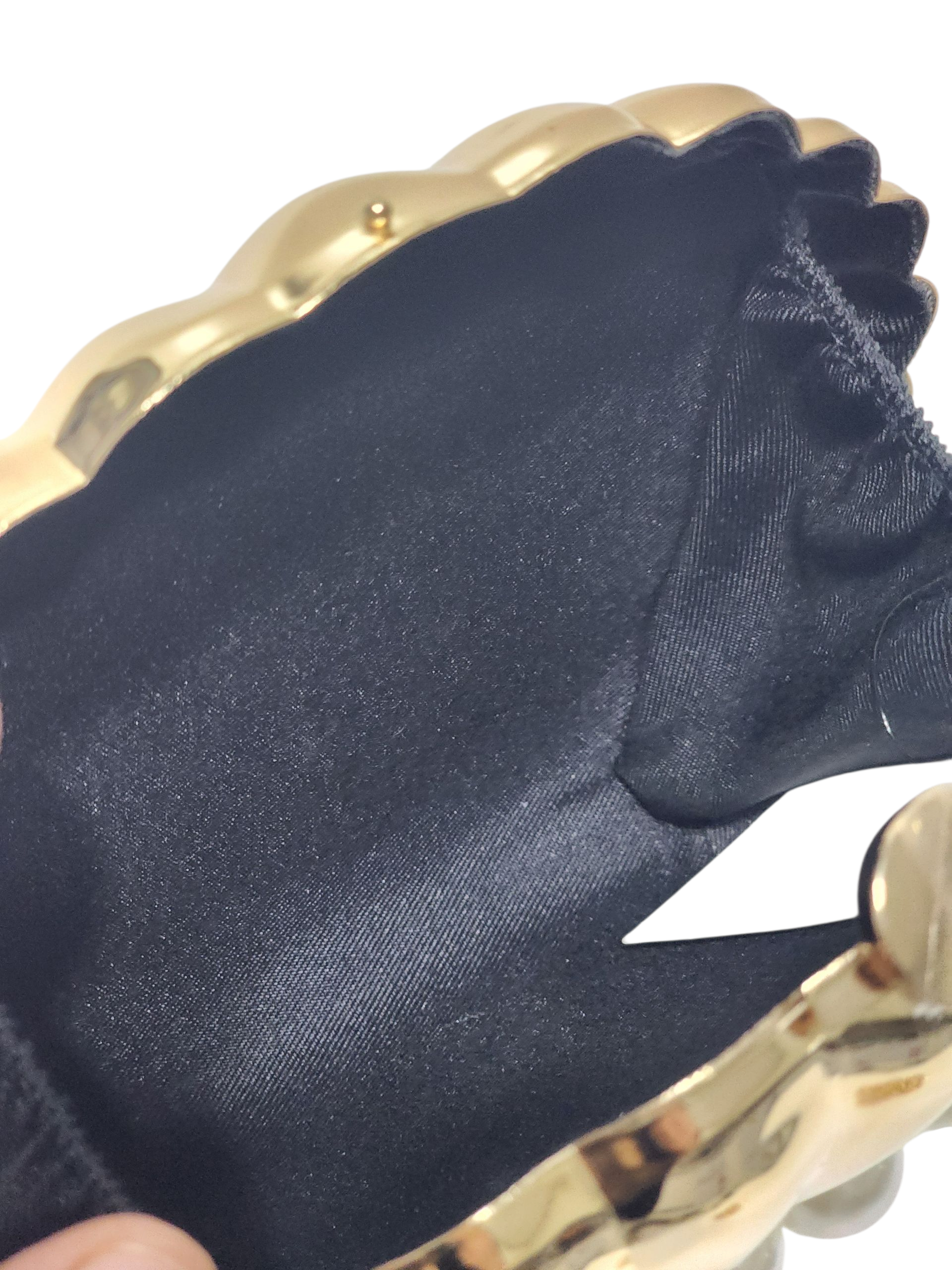 METAL KASA MİDYE KABUĞU FİGÜR MODEL İNCİ KULP DETAYLI KADIN ABİYE ÇANTA