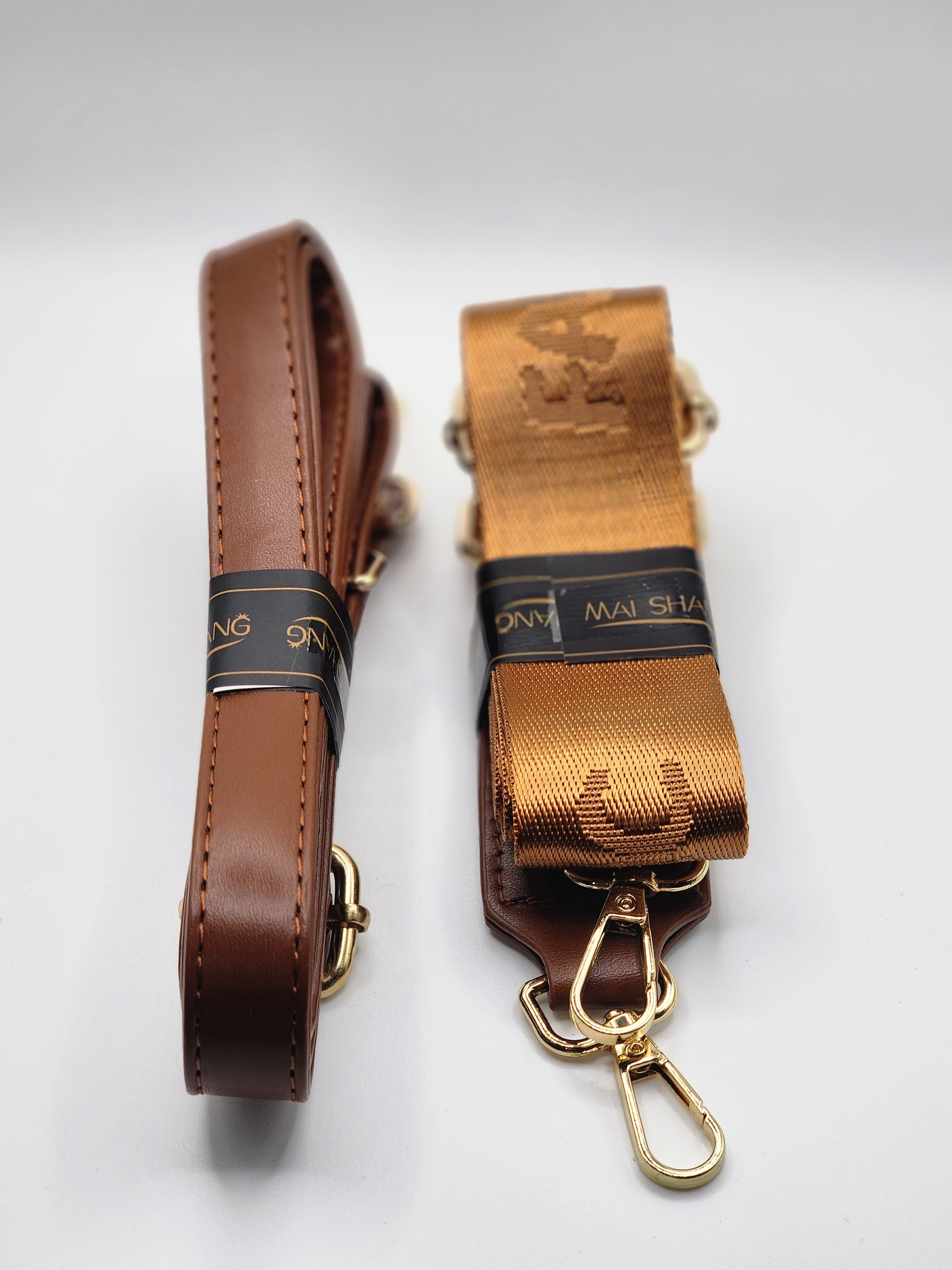 YUMUŞAK SUNİ DERİ ( ÇAPRAZ ) KADIN OMUZ ÇANTASI