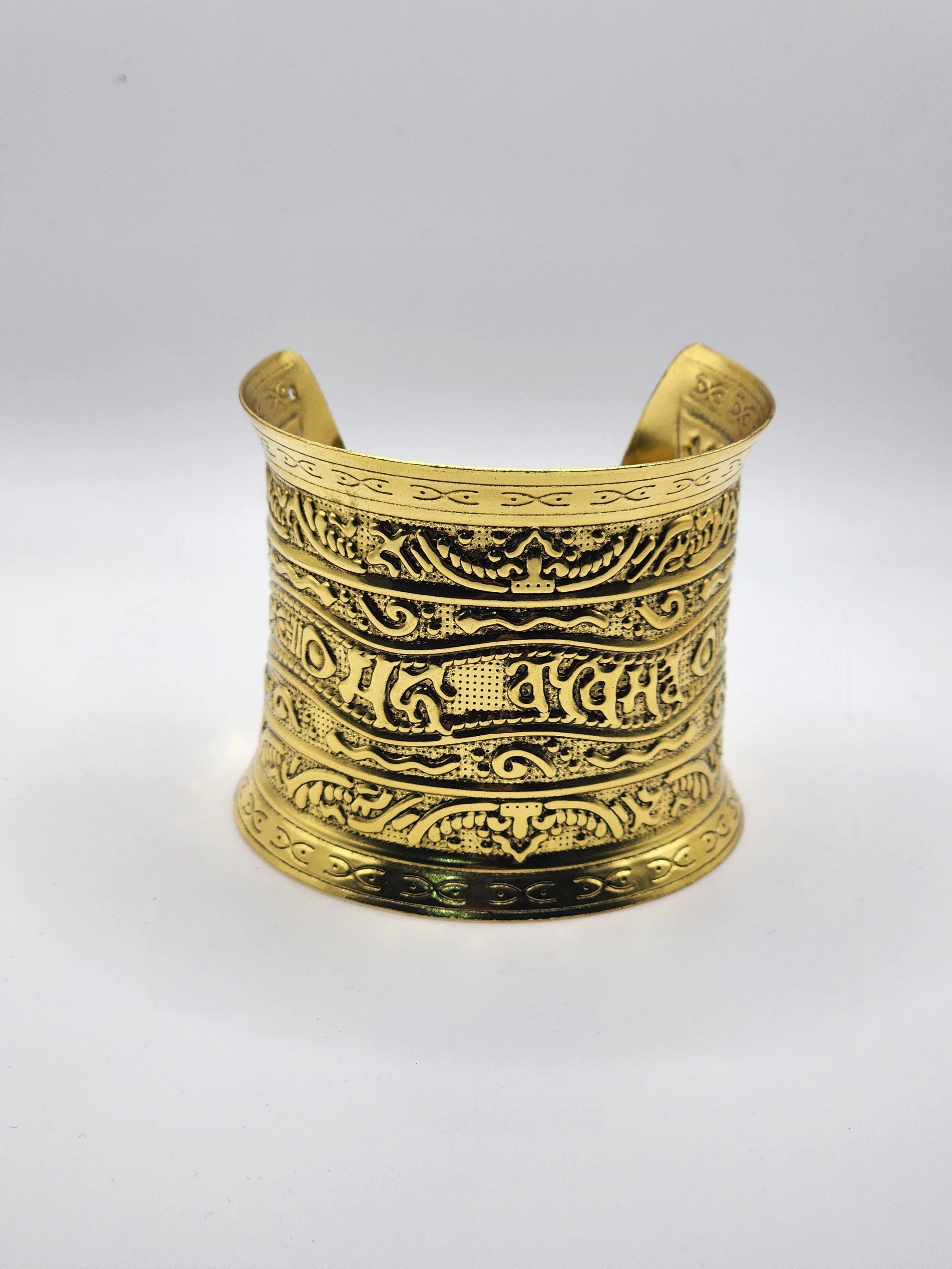 VİNTAGE- RETRO KABARTMA OYMALI GENİŞ MANŞET BİLEZİK