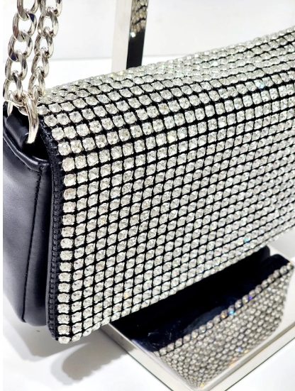 SİYAH-SİLVER KRİSTAL TAŞLI YUMUŞAK SUNİ DERİ KADIN OMUZ ÇANTASI