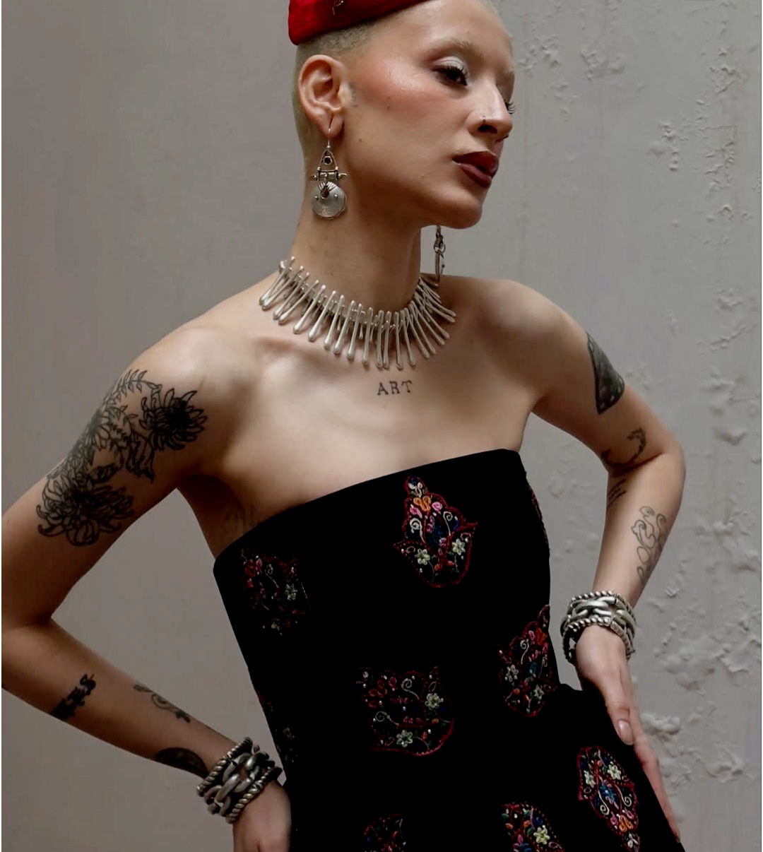 ZAMAK METAL ( 0 NİKEL ) 925 GÜMÜŞ KAPLAMA BOHEM-PUNK TARZ KOLYE