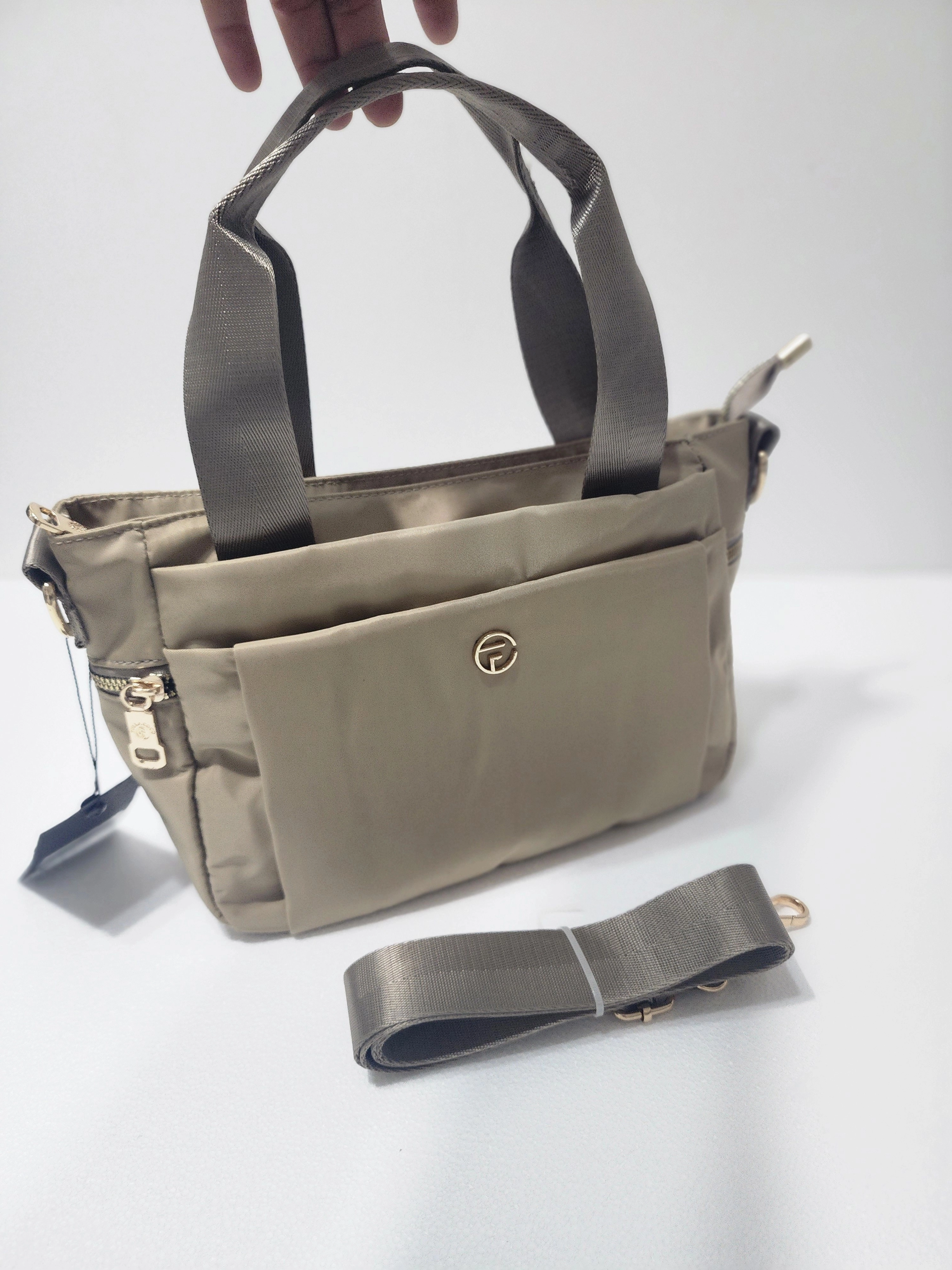 ’’ KÜÇÜK BOY’’ İMPERTEKS KUMAŞ GÜNLÜK KULLANIMA UYGUN EL-OMUZ ÇANTASI